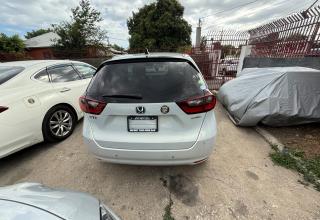 2020 Honda Fit Hybrid (Newly Imported) thumbnail 3
