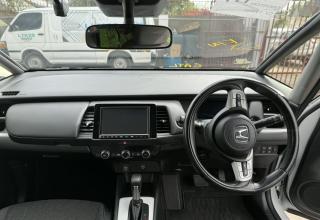 2020 Honda Fit Hybrid (Newly Imported) thumbnail 5
