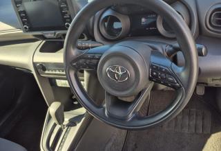 2021 Toyota Yaris Cross Hybrid (Newly Imported) thumbnail 4