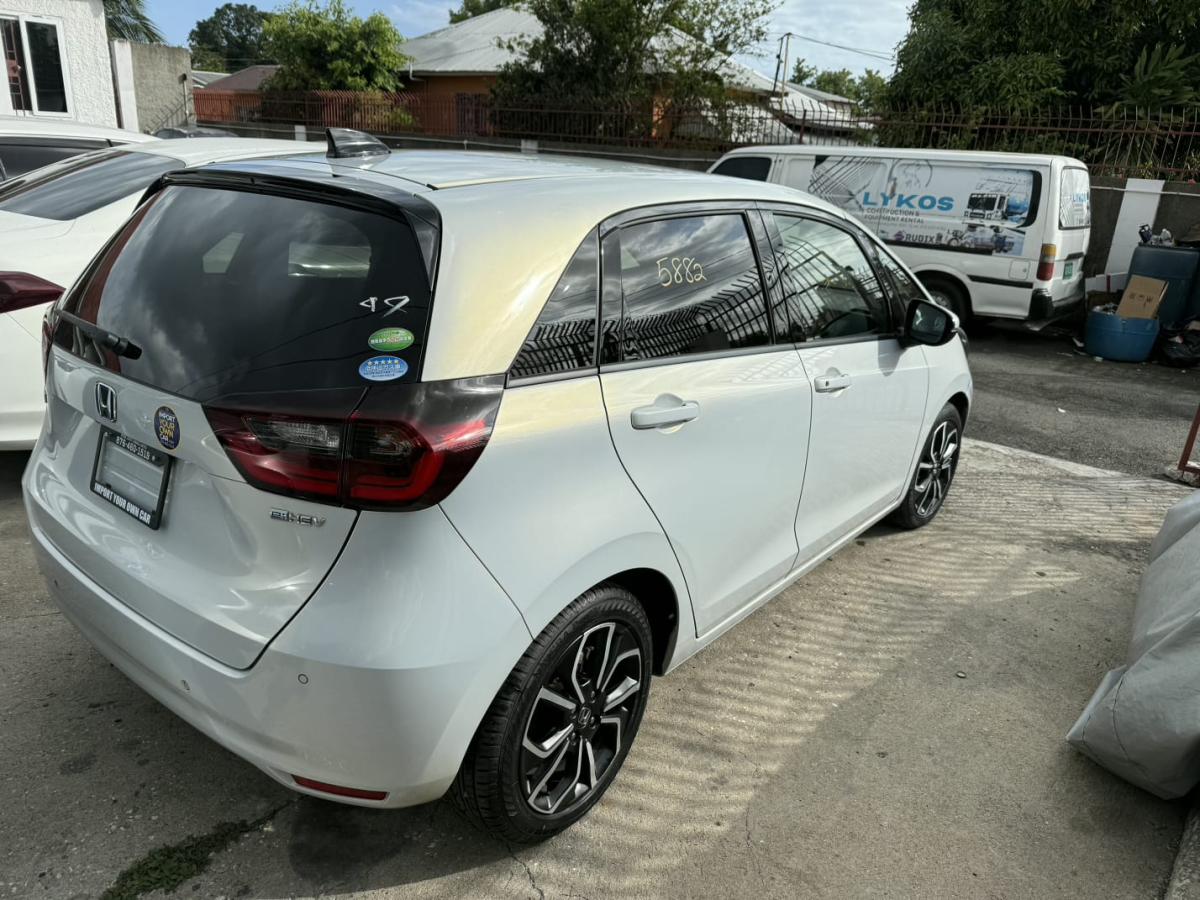2020 Honda Fit Hybrid (Newly Imported) photo 2
